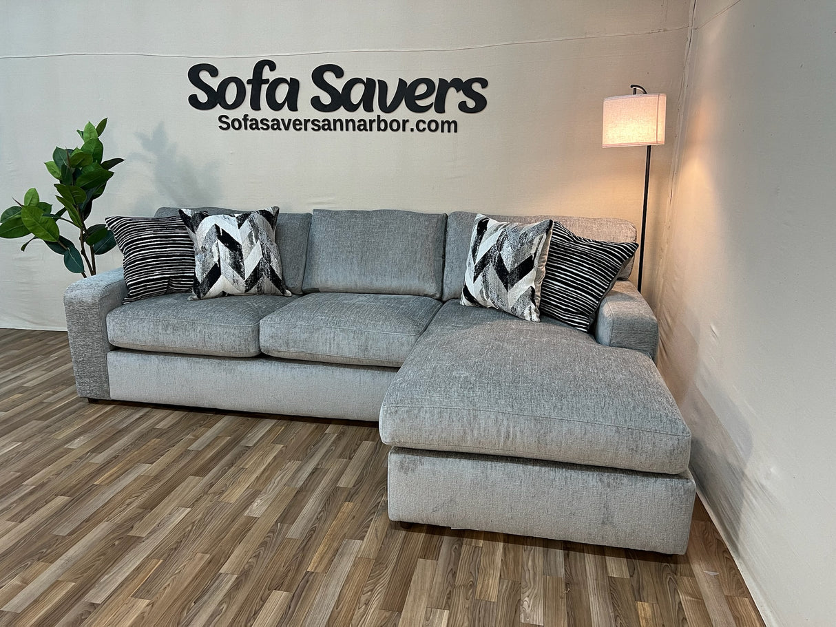 Argo 2-Piece Sectional in Gray