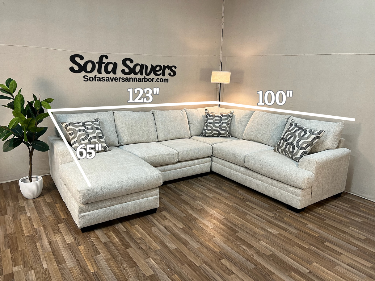 Huron 2-Piece Sectional w/ Reversible Chaise in Cream
