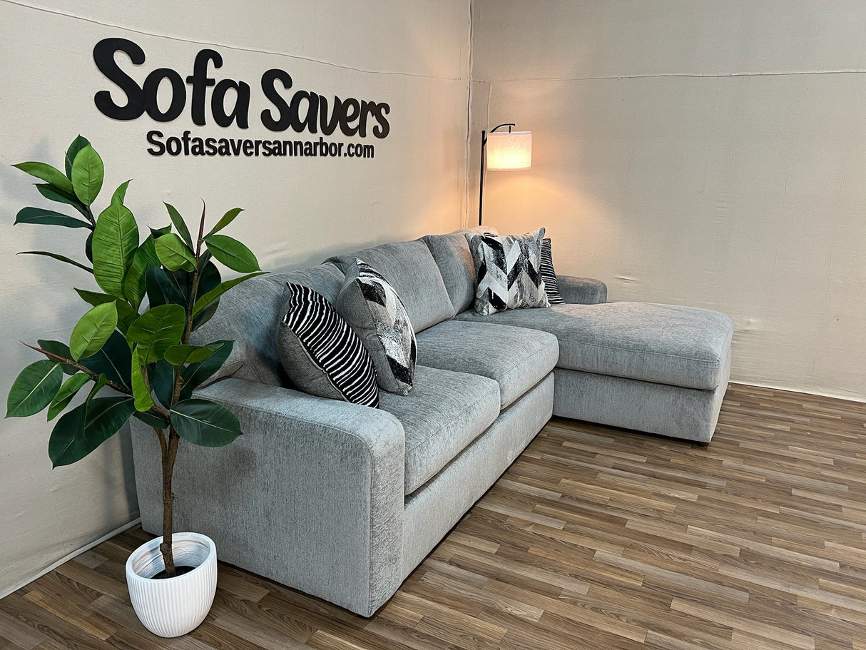 Argo 2-Piece Sectional in Gray