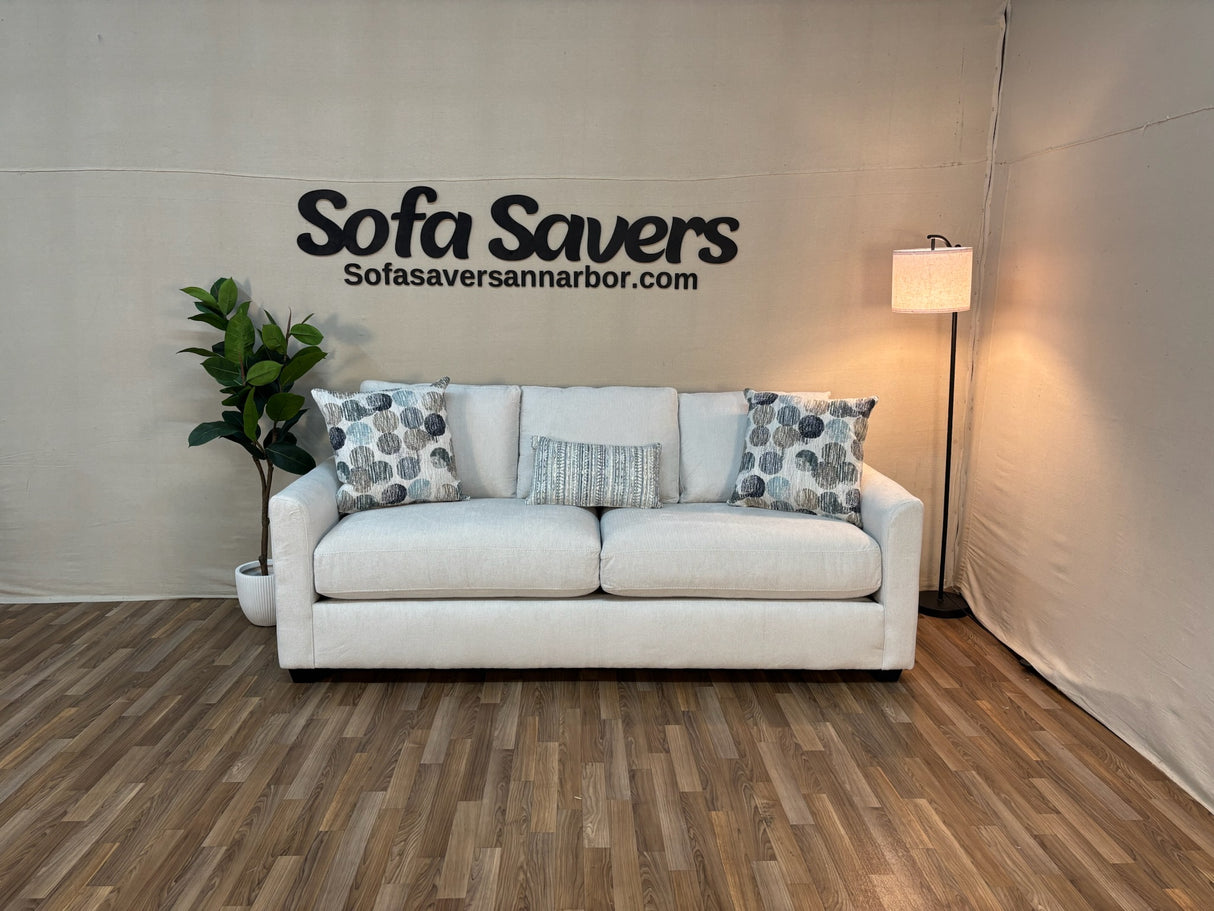 Arb Sofa in White