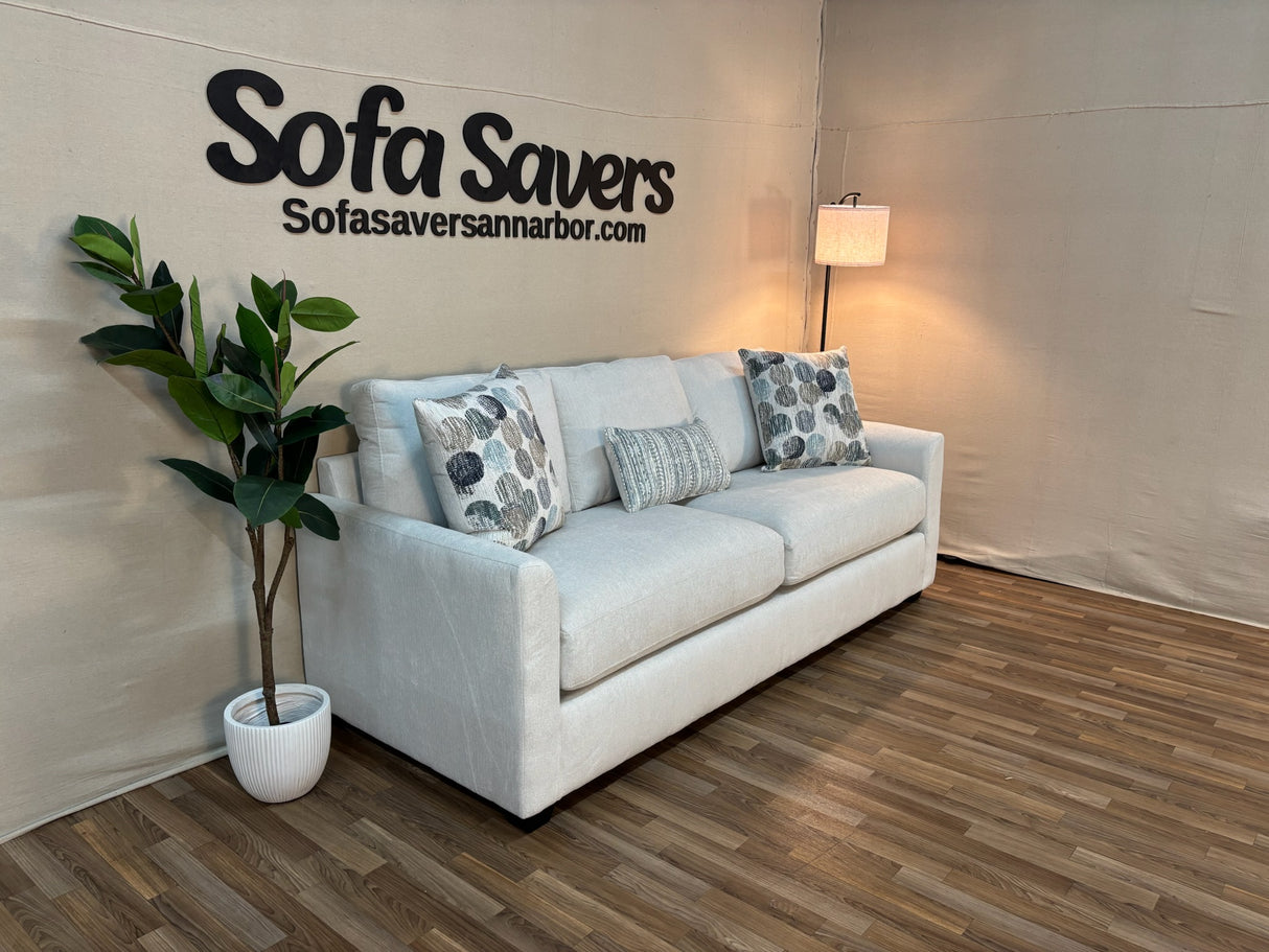 Arb Sofa in White