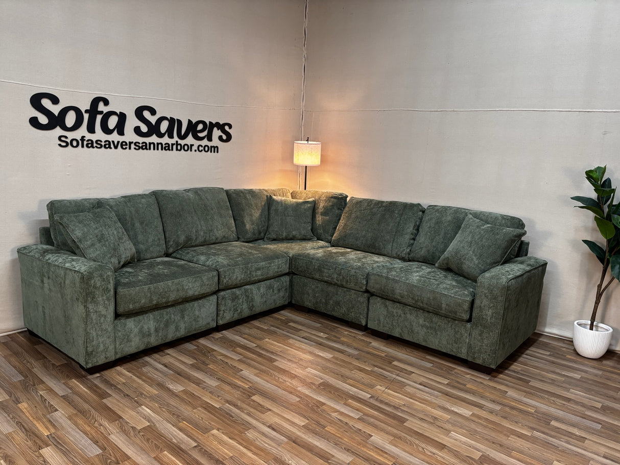 Haven 5-Piece Modular Sectional in Forest Green