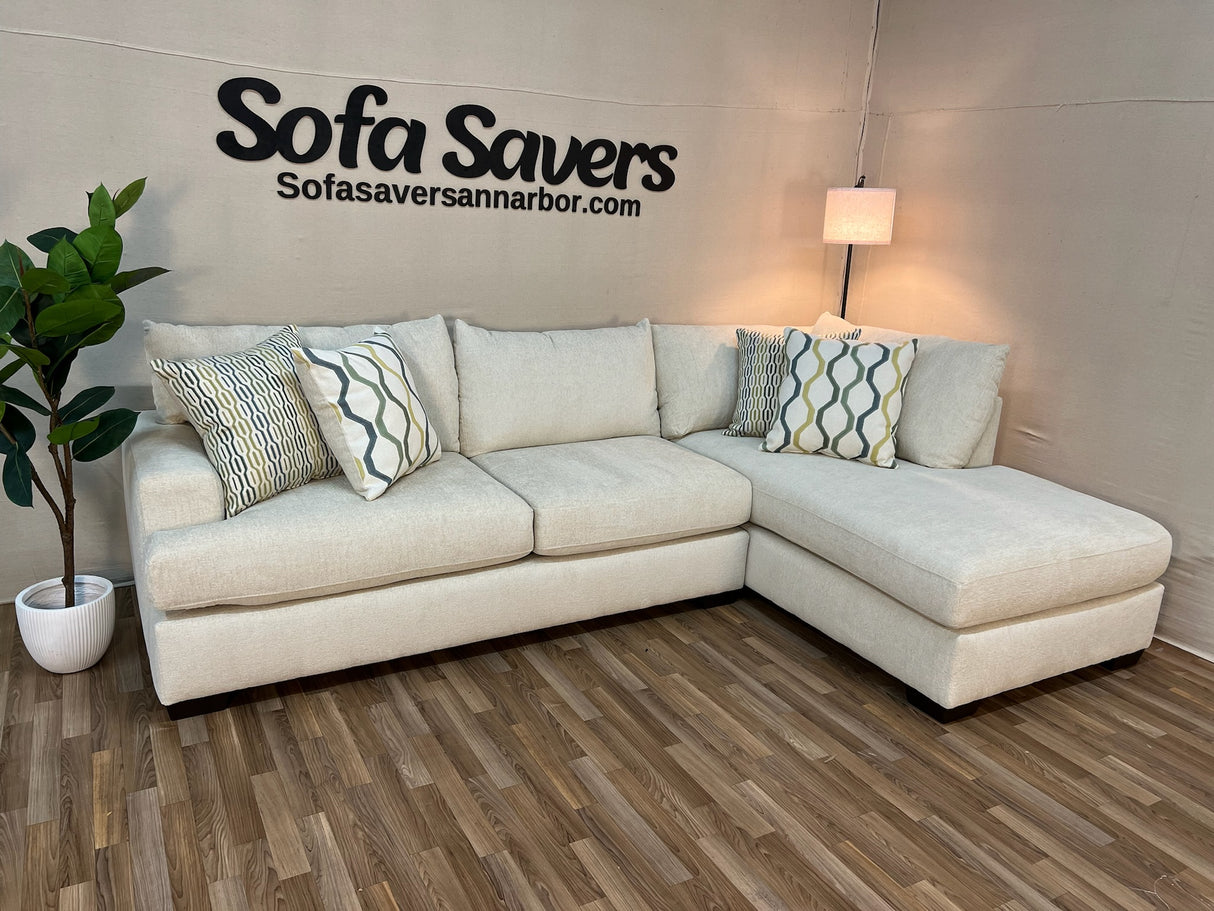 Kerry 2-Piece Sectional in Cream