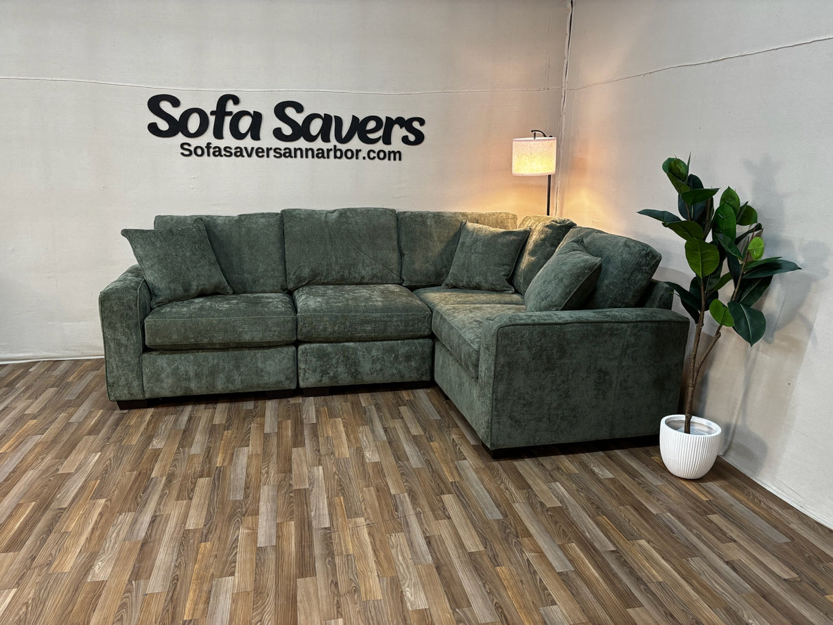 Haven 4-Piece Modular Sectional in Forest Green