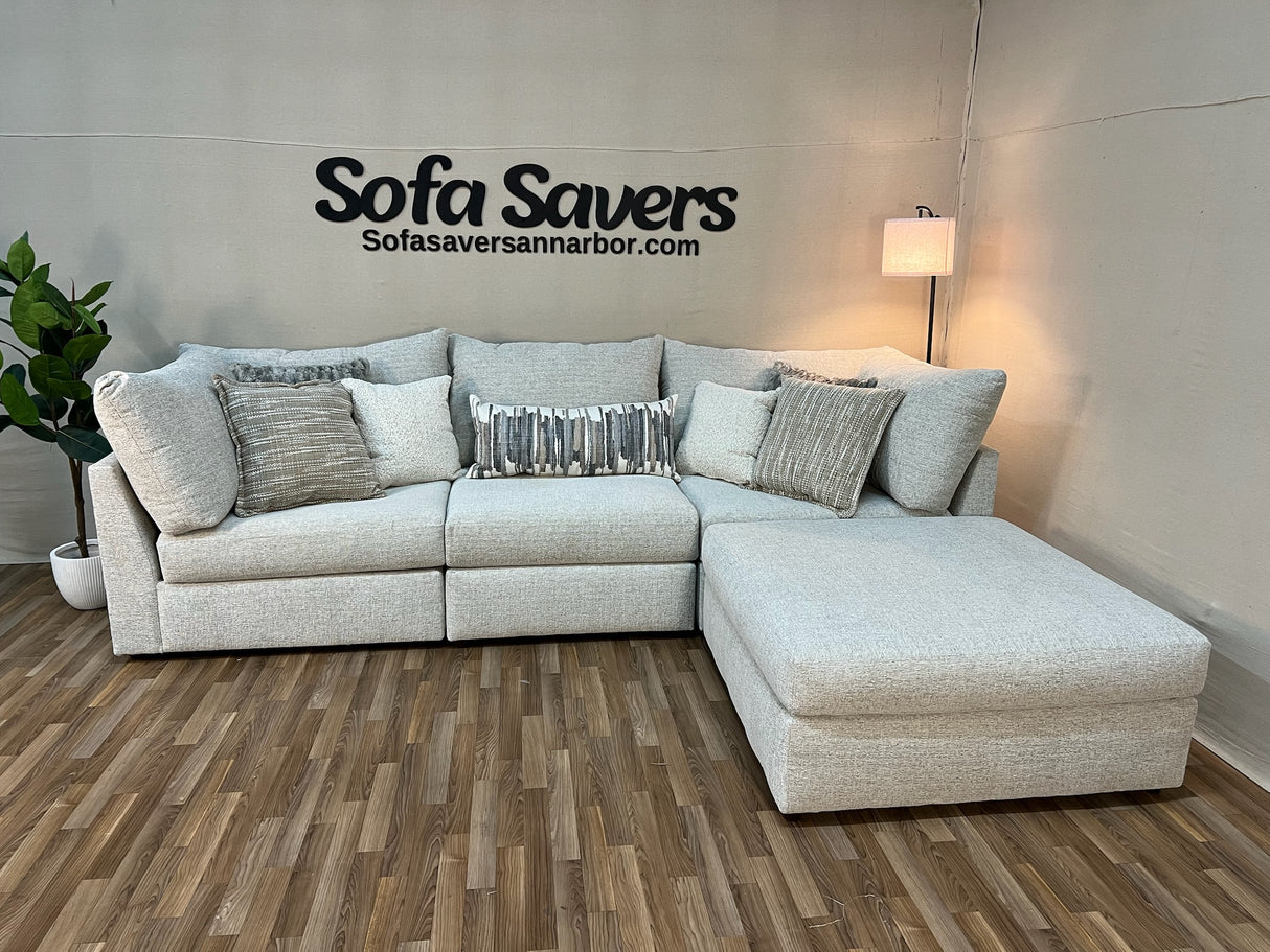 Foundry 4-Piece Modular Sectional in Light Gray